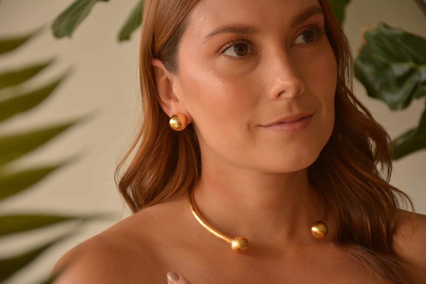 Chocker Aura